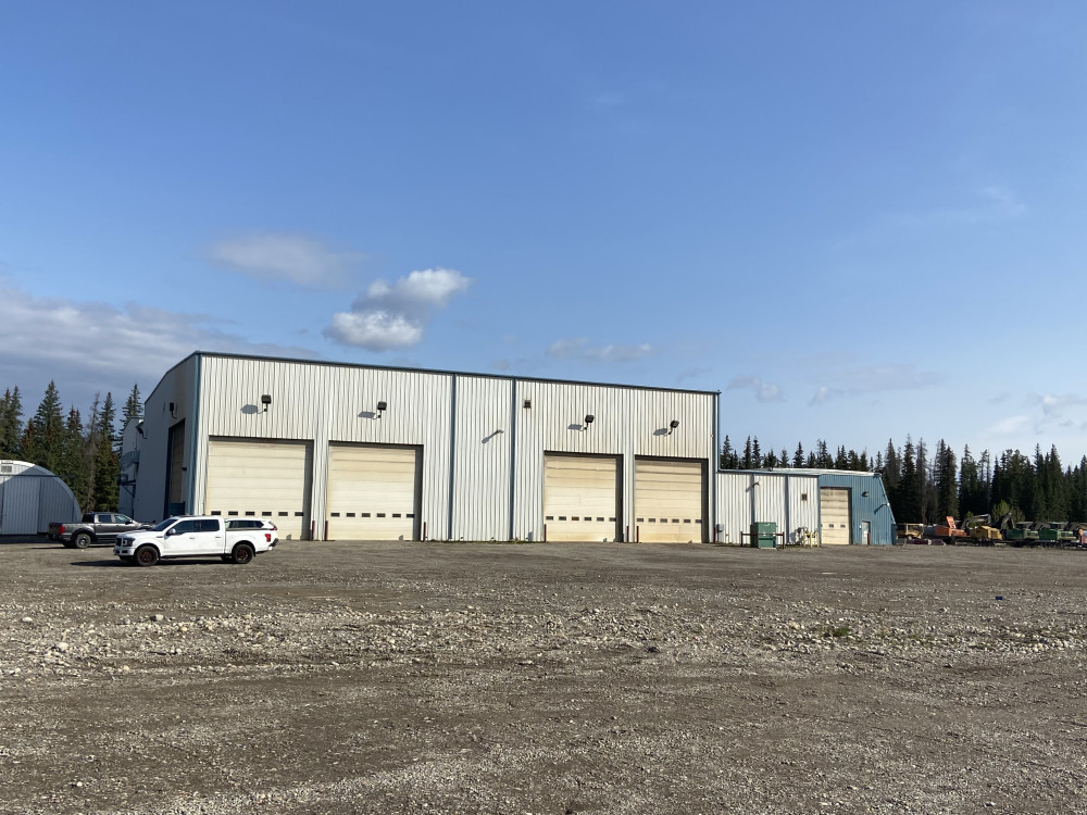 Industrial Complex on ±6.65 AC - 20 mins to Jasper National Park
