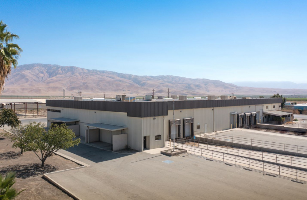 ±35,162 SF Warehouse in SoCal - Within Opportunity Zone
